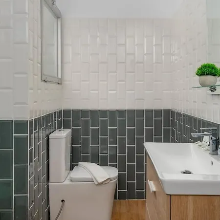 Seabreezegetaway Oldtownliving Apartment