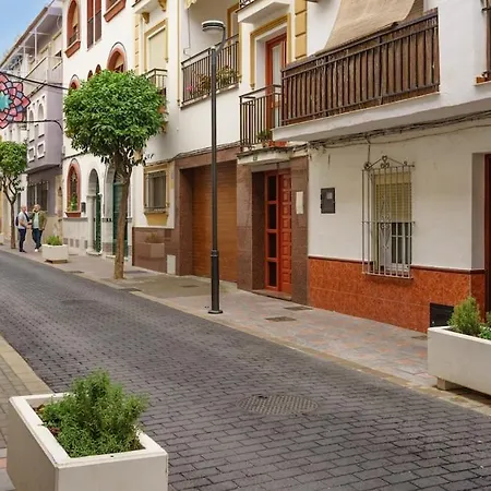 Апартаменты Seabreezegetaway Oldtownliving