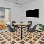 Seabreezegetaway Oldtownliving * 丰希罗拉