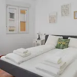 Seabreezegetaway Oldtownliving * 丰希罗拉